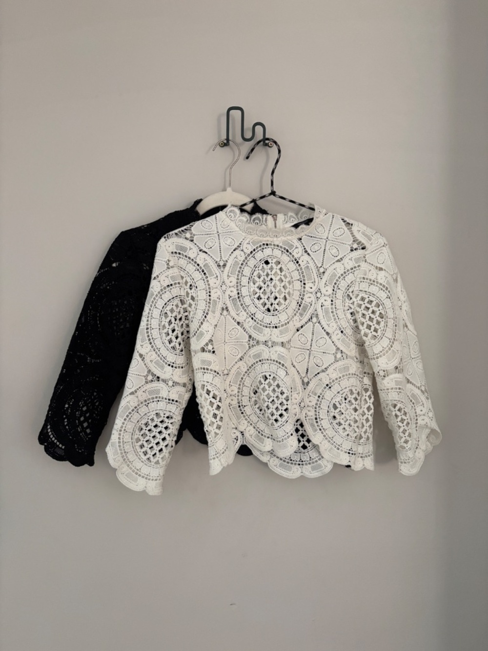 Black & White Lace Crop Top Bundle | Mock Neck Crochet Blouse Set Size Small
